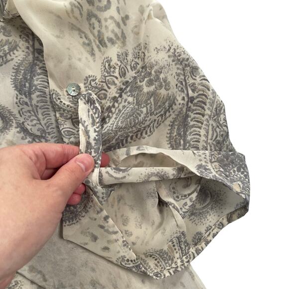 Chicos Top Womens 2 / US Large Paisley Animal Print Semi-sheer Sharkbite Hem - Picture 8 of 16